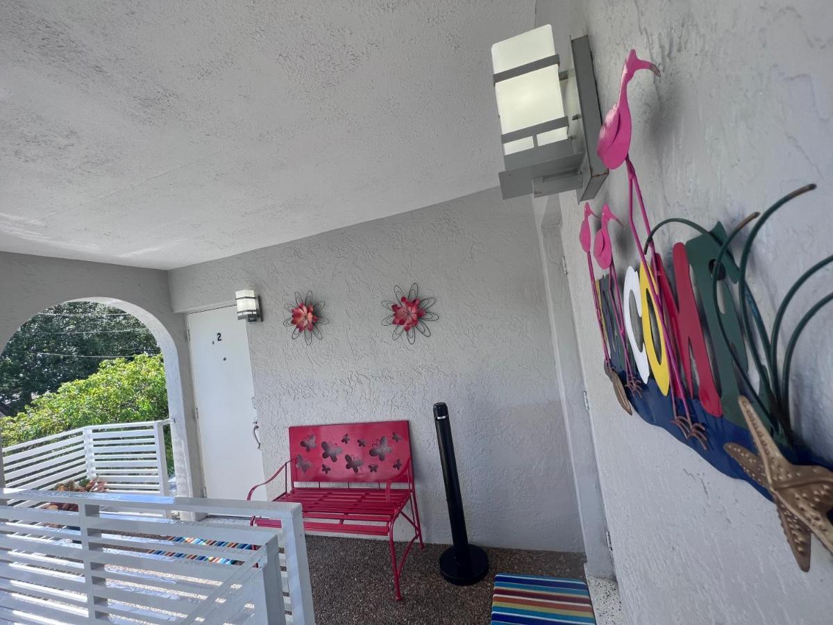 Stylish Studio Apartment By Miami International Airport Exterior photo